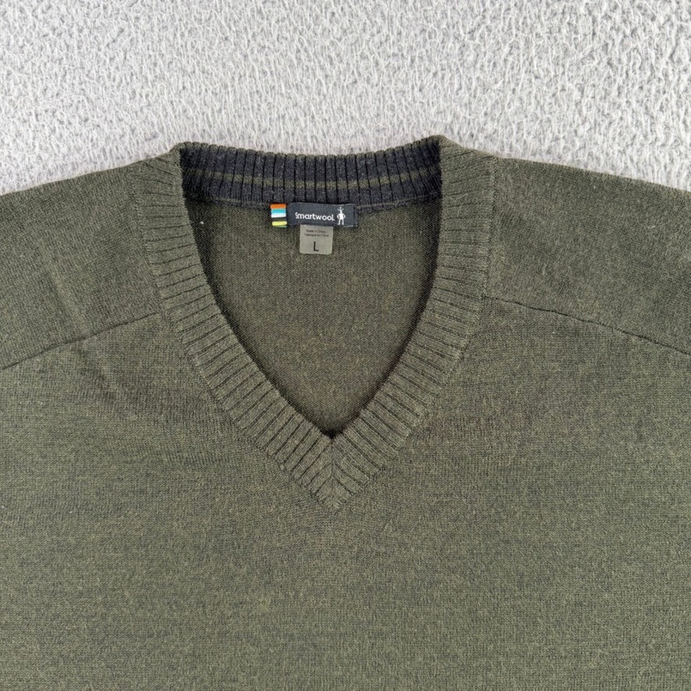 Smartwool V-Neck Sweater Mens‎ Large Olive Green Merino Wool Blend SW0SR627 F17